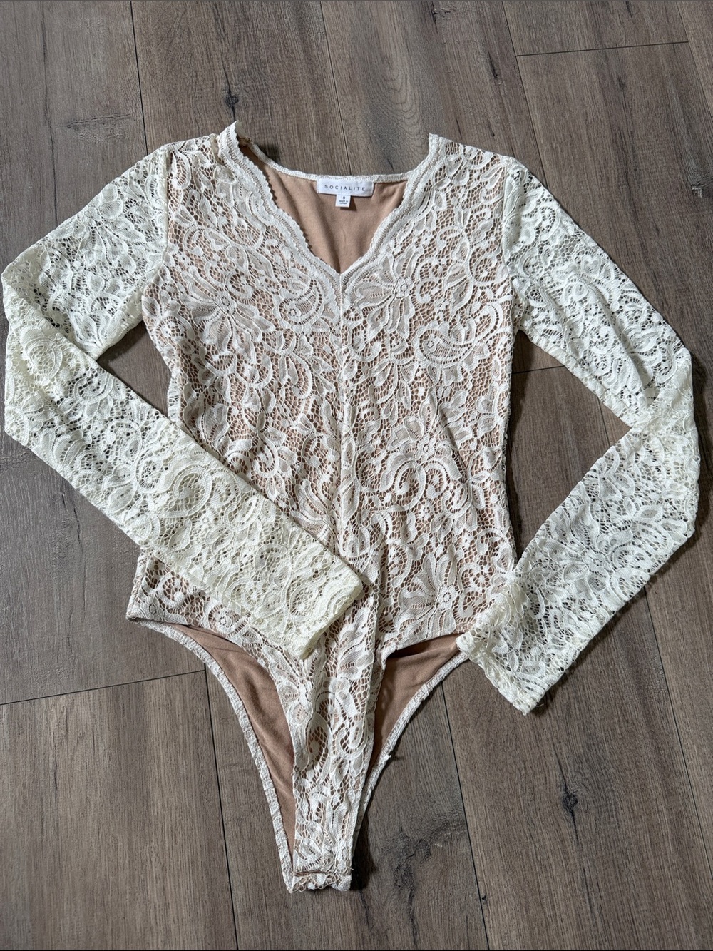 Lace long sleeve bodysuit